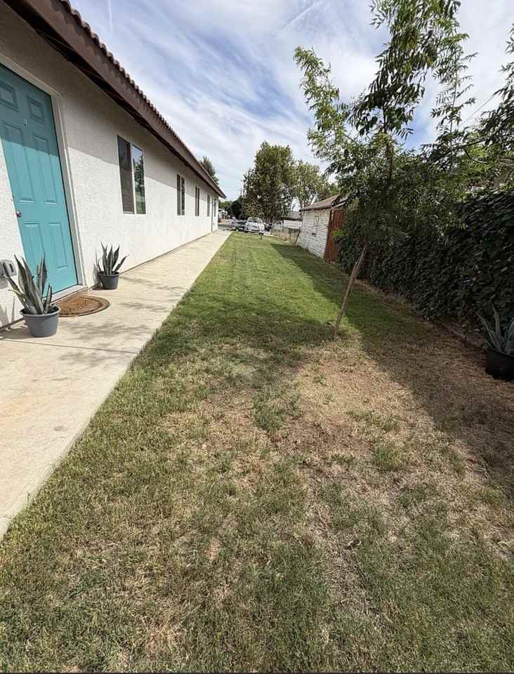 216 E Belle Ave #A - Photo 5 of 17