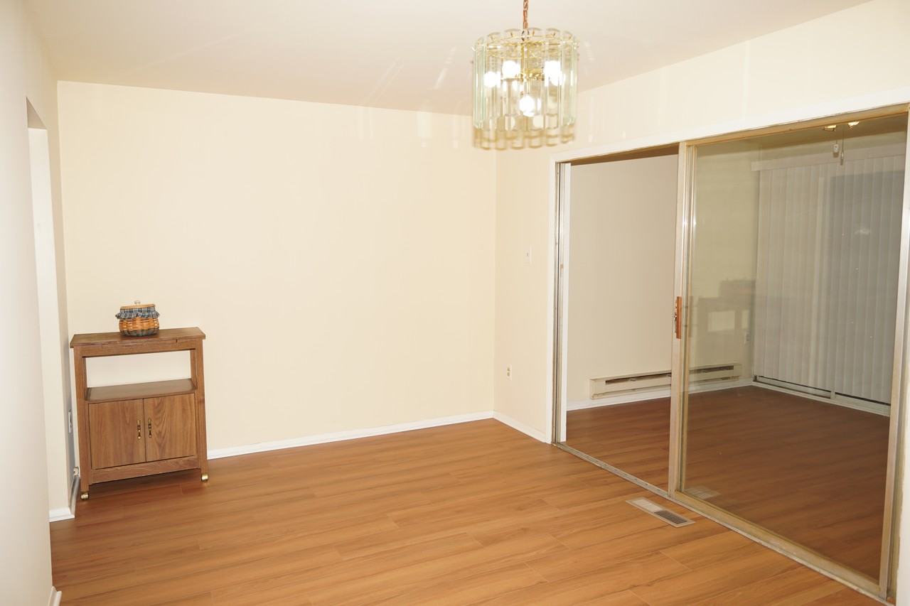 691 Towne Center Dr #691 - Photo 5 of 23