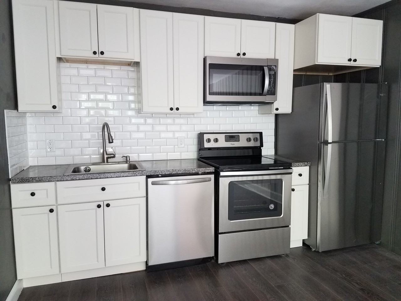 417 N Cedar St #6 - Photo 3 of 10
