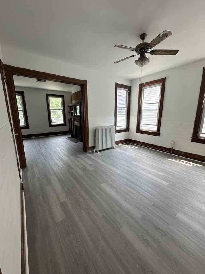 14 Franklin St - Photo 5 of 10