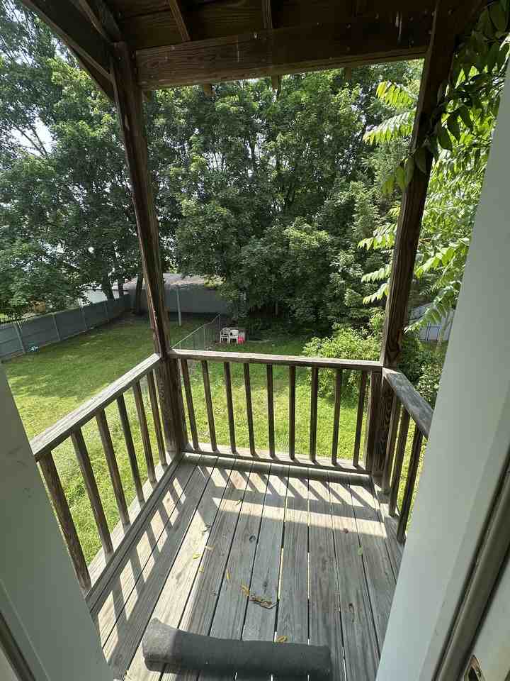 14 Franklin St - Photo 6 of 10