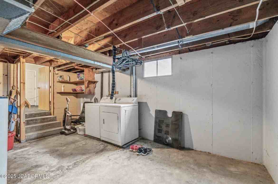 1108 Pamela Dr #NA - Photo 4 of 33