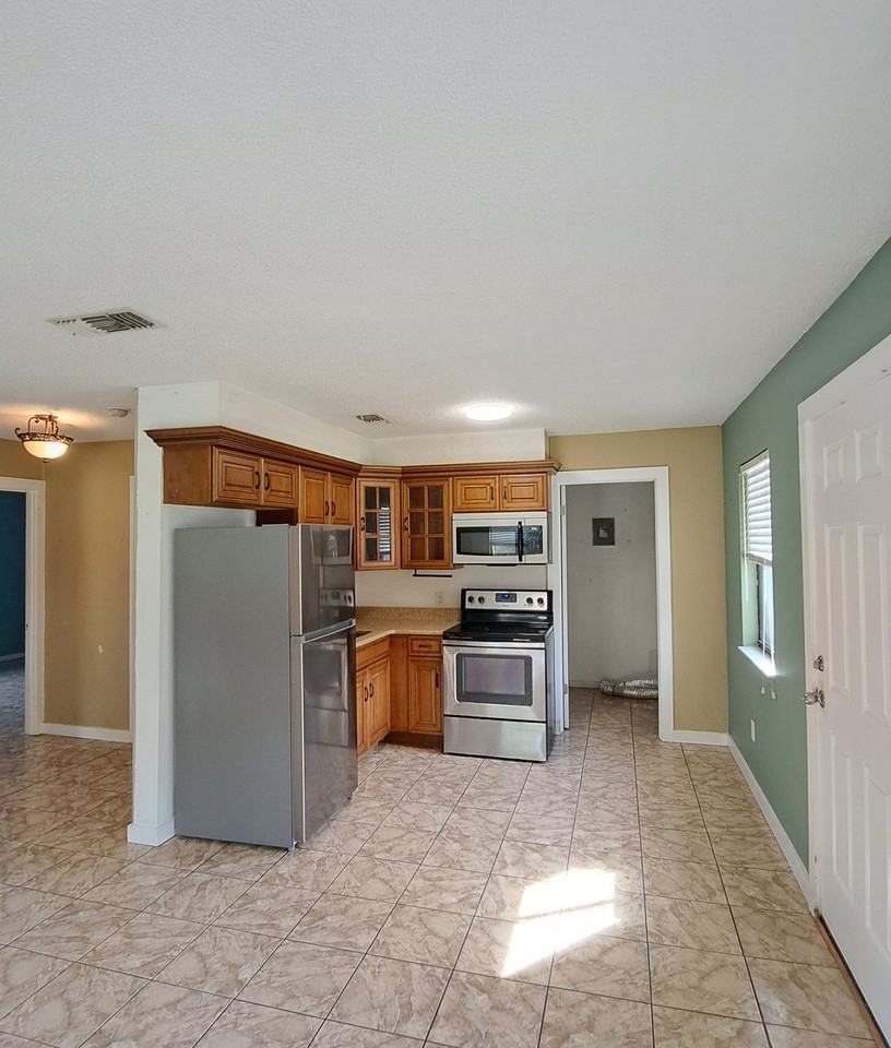 7320 Sunset Ave #NA - Photo 6 of 19
