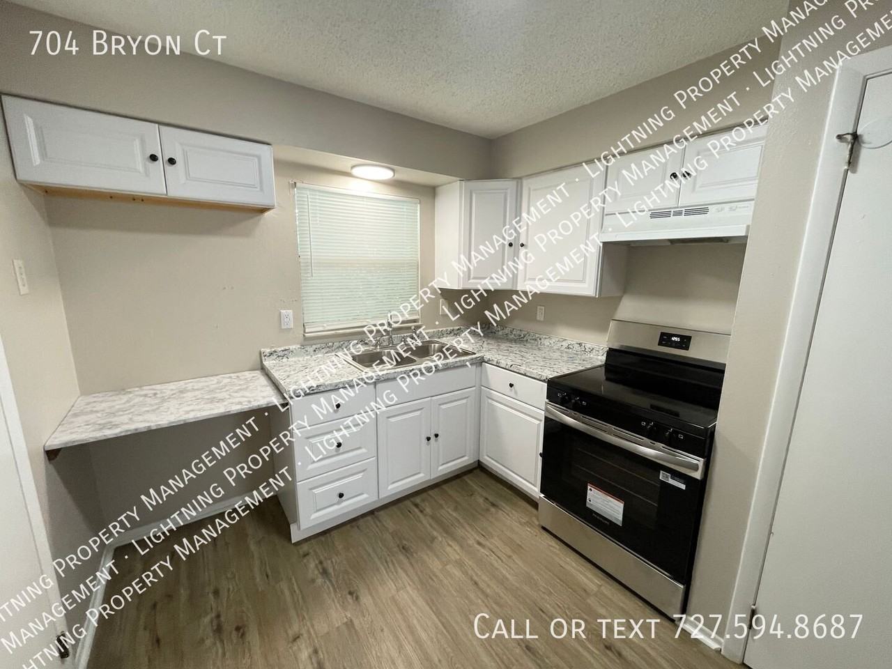 704 Bryon Ct - Photo 6 of 12