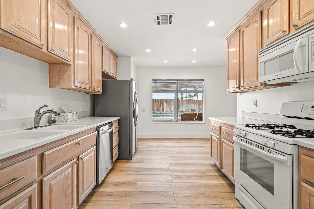 912 N Camino Condor #NA - Photo 3 of 46