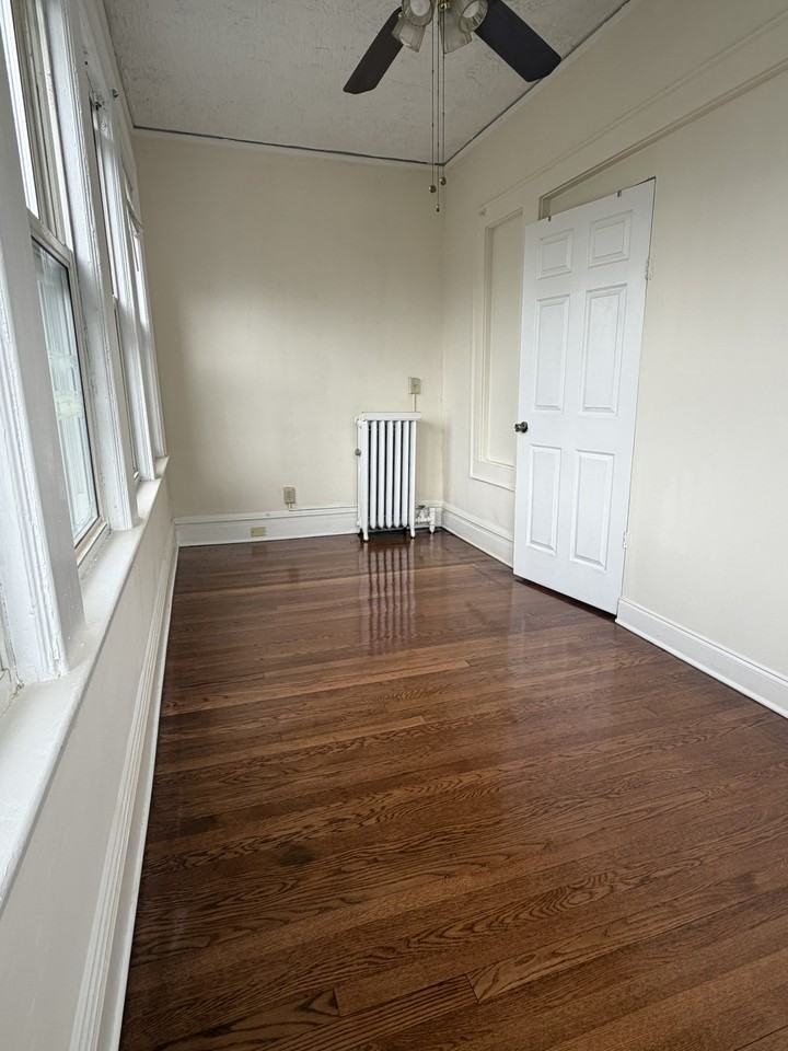 268 Ampere Pkwy #2 - Photo 3 of 7