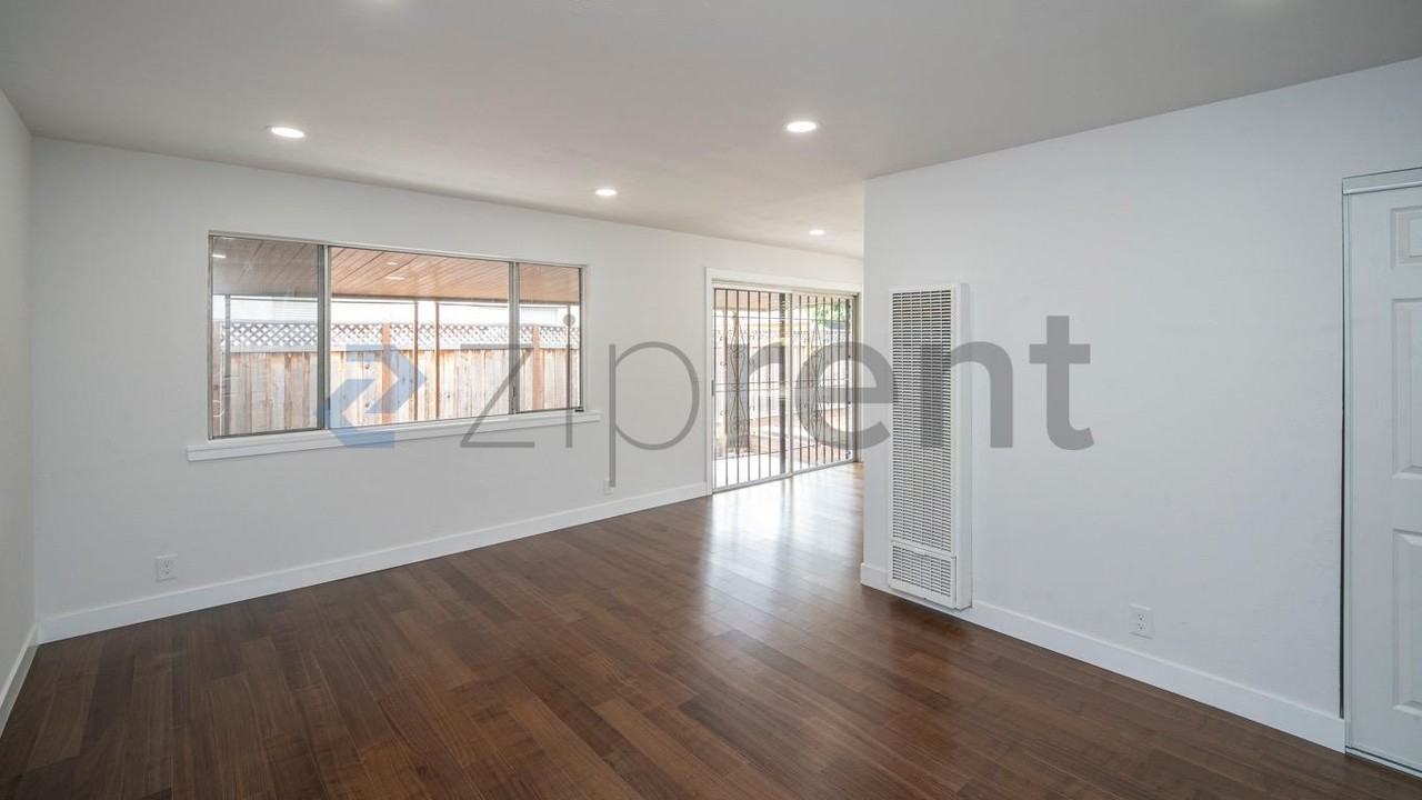 545 Printy Ave - Photo 2 of 27