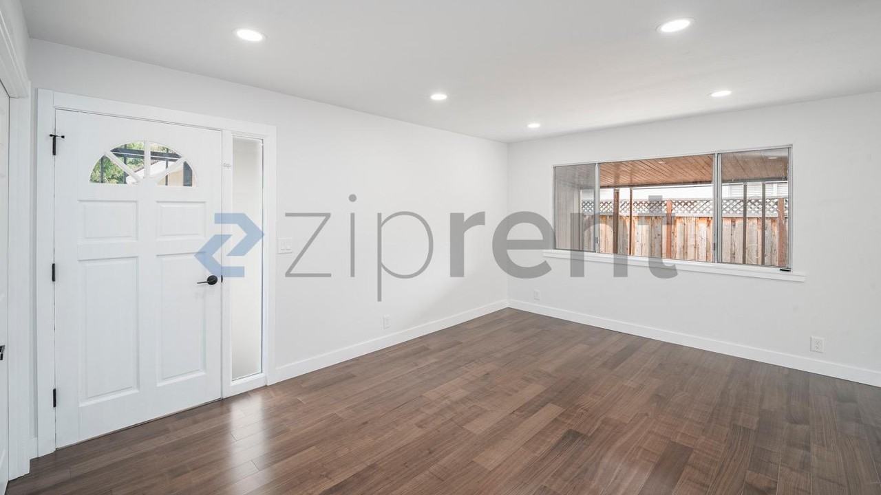 545 Printy Ave - Photo 4 of 27