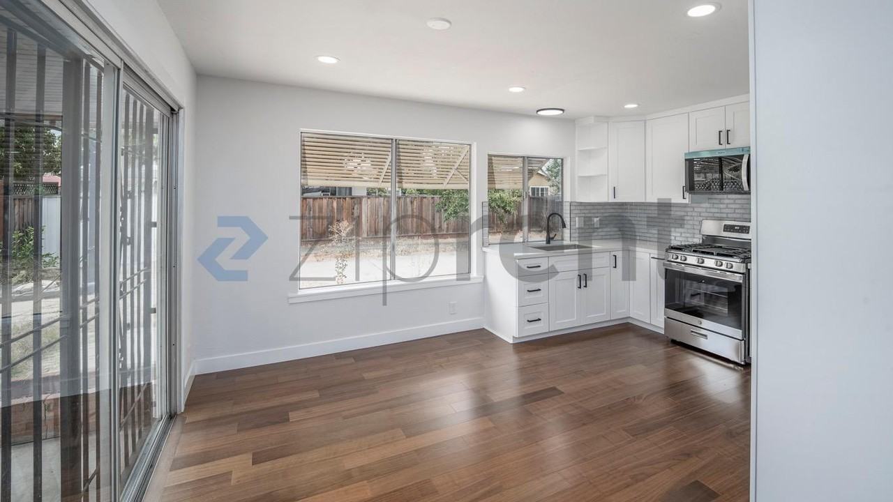 545 Printy Ave - Photo 7 of 27