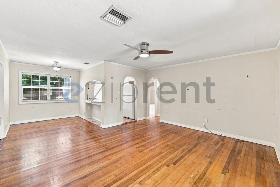 3614 S Sterling Ave - Photo 6 of 30