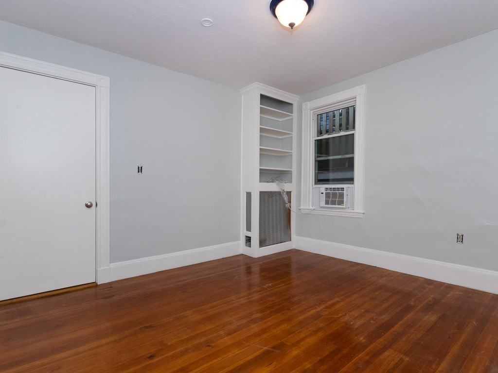115 Neponset Ave #3 - Photo 4 of 13