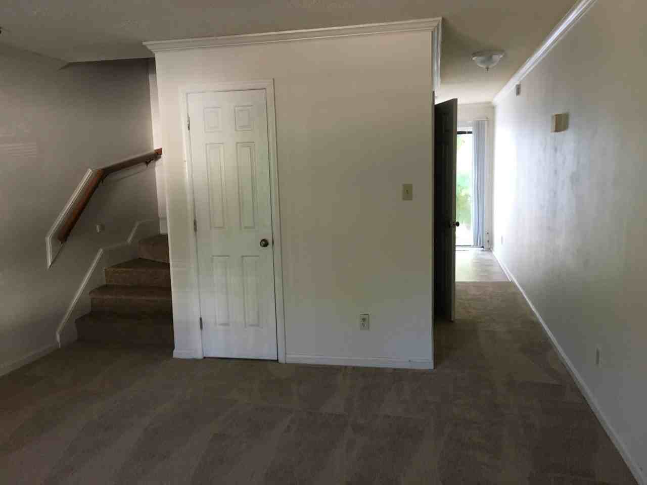 4308 Bayliner Dr #B - Photo 2 of 7