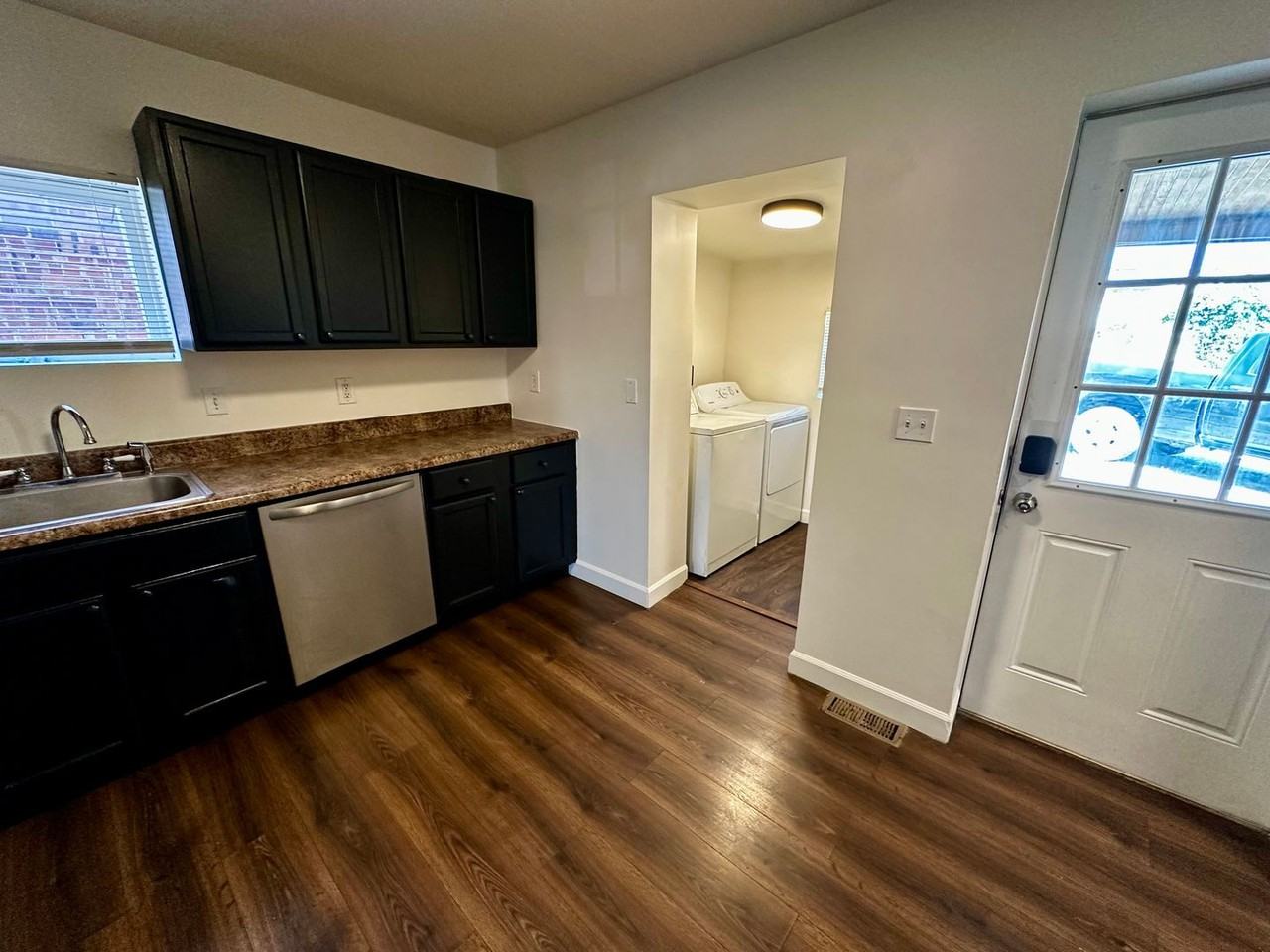 205 N Church St - Photo 5 of 20