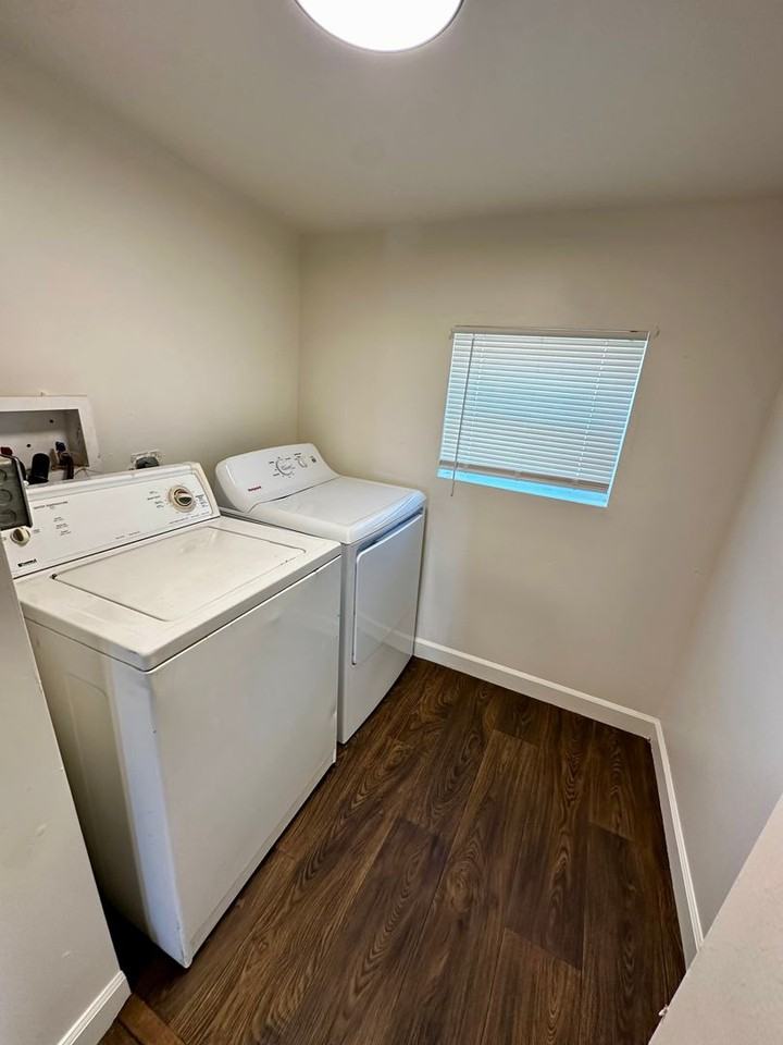 205 N Church St - Photo 6 of 20