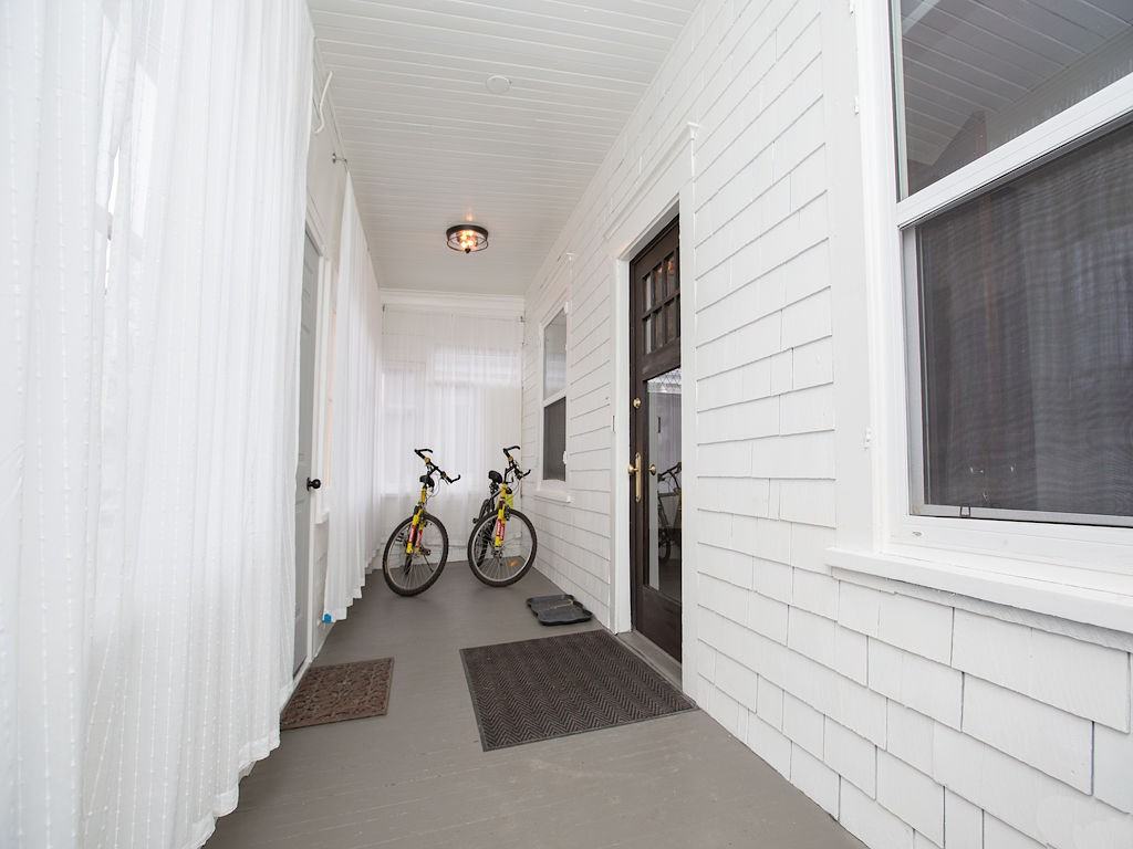 415 2 St Ne - Photo 5 of 20