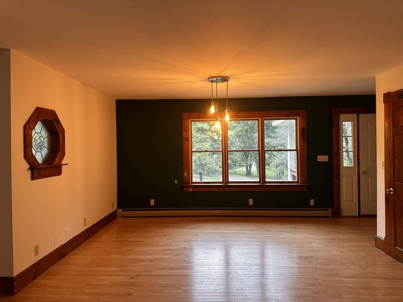 6 Crescent St - Photo 5 of 16