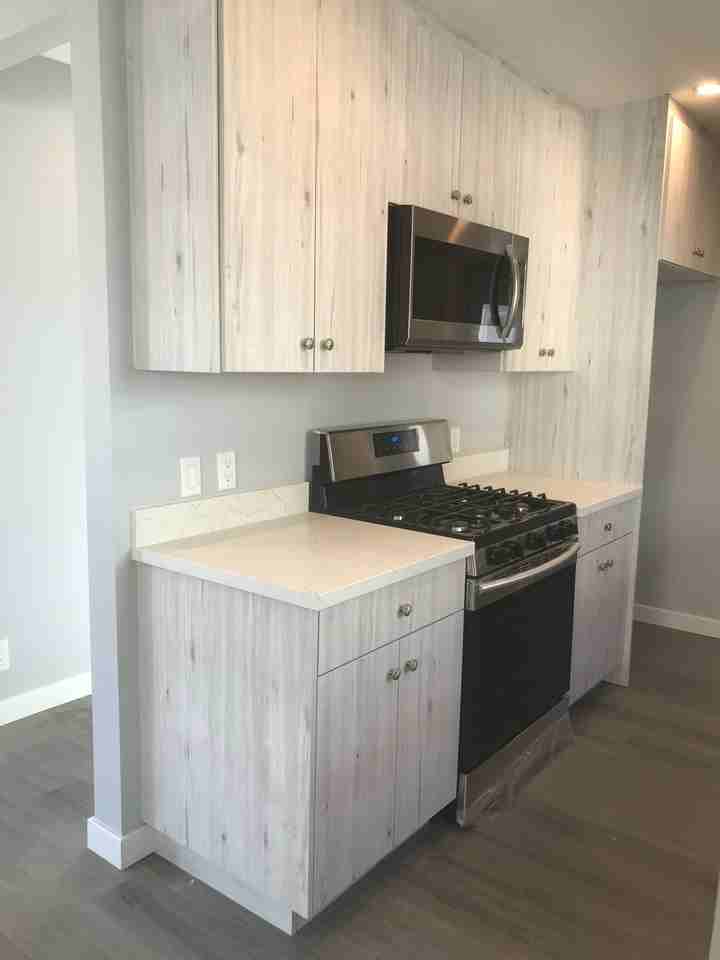 1153 Alameda Ave #A - Photo 4 of 11