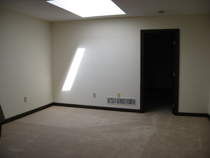 620 S Main St #E - Photo 3 of 6