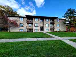 featured image of 872 Gordon Smith Blvd