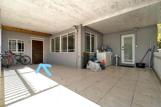 1169 Sw 23rd Ave #2B - Photo 5 of 13