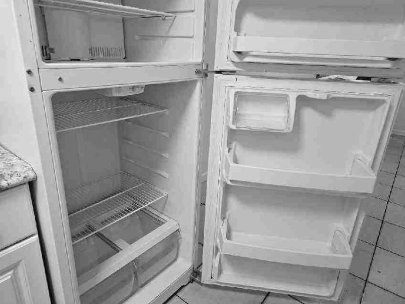 240 Kraft Ave #B1-2 - Photo 5 of 14