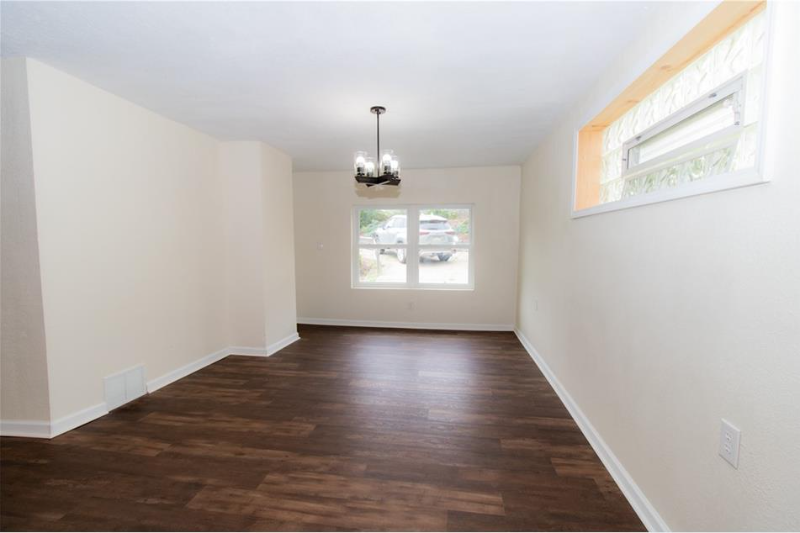 133 Gerard Dr - Photo 6 of 27