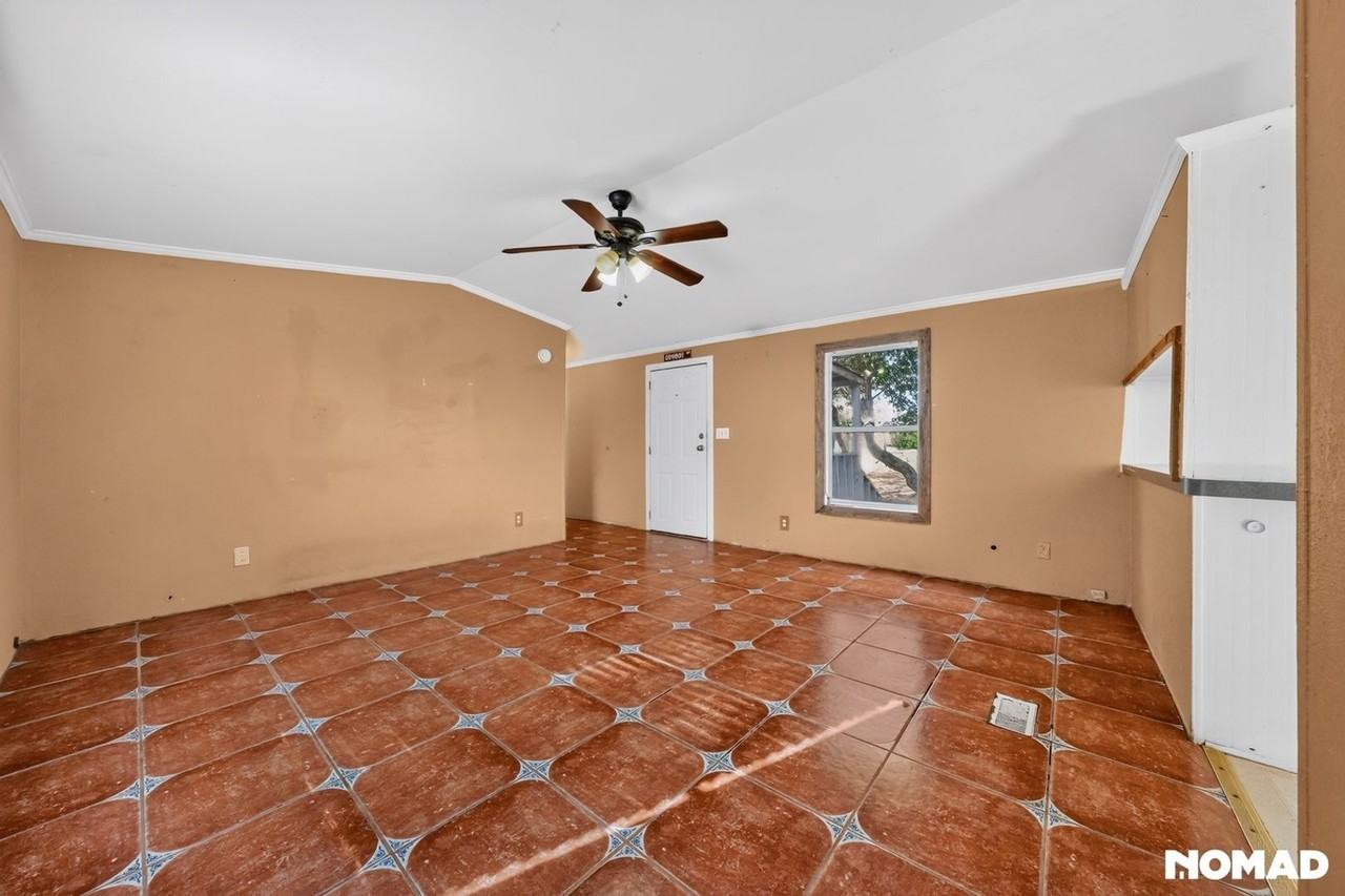 292 County Road 458 - Photo 2 of 25