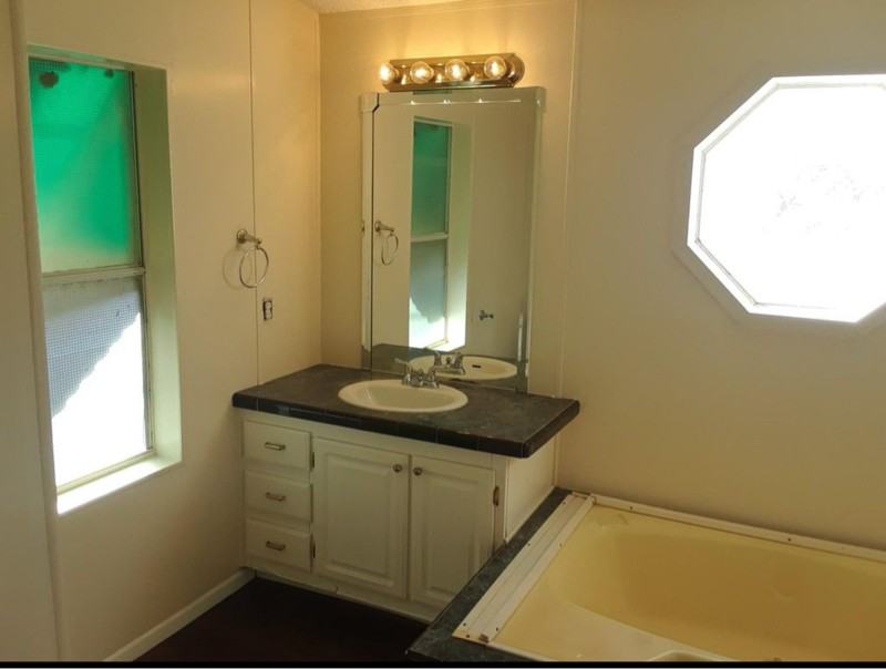 970 Qappuella Dr - Photo 6 of 11