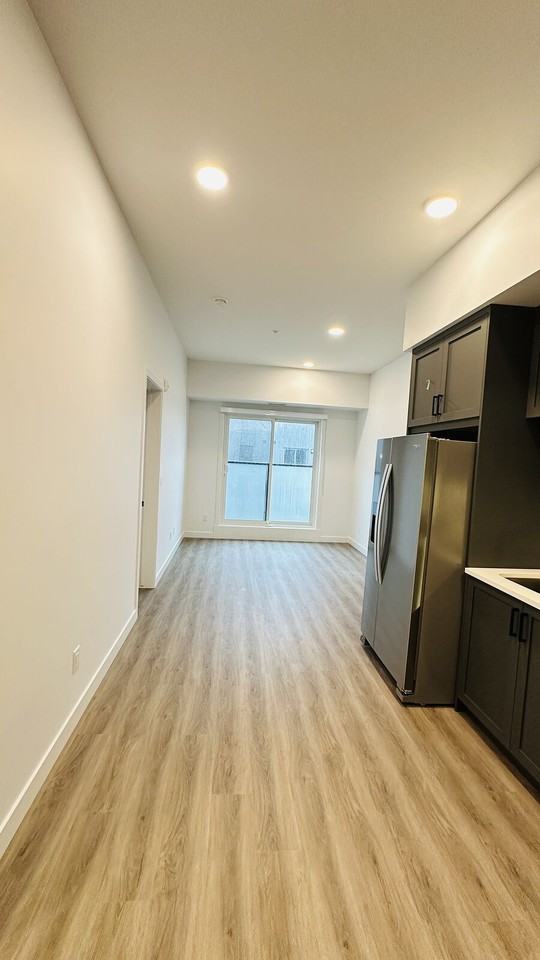 3801 - 603 - 3017 Warren St - Photo 5 of 23