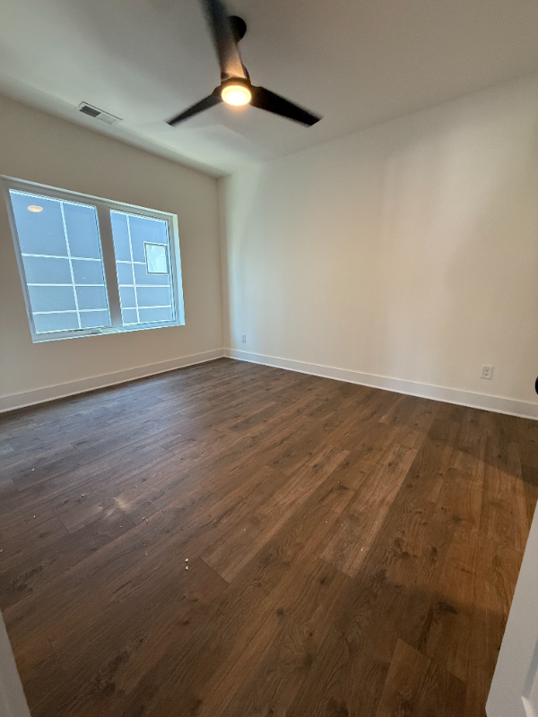 3133 Long Blvd #202 - Photo 3 of 10