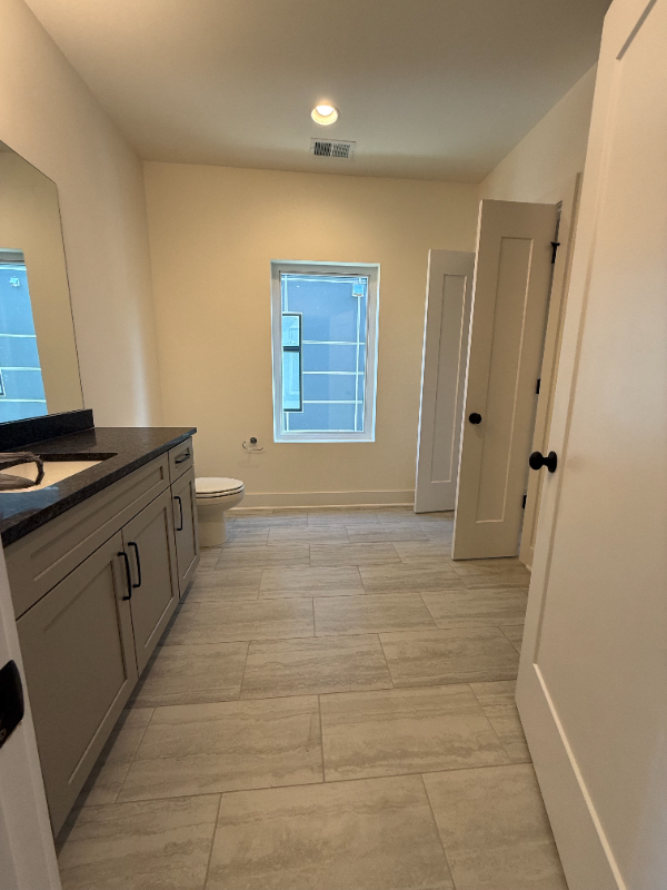 3133 Long Blvd #202 - Photo 4 of 10