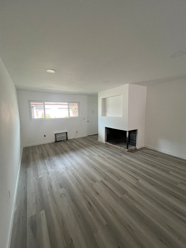 1800 E Heim Ave #22 - Photo 4 of 10