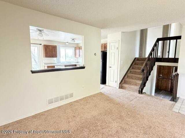 768 Riford Rd - Photo 5 of 22