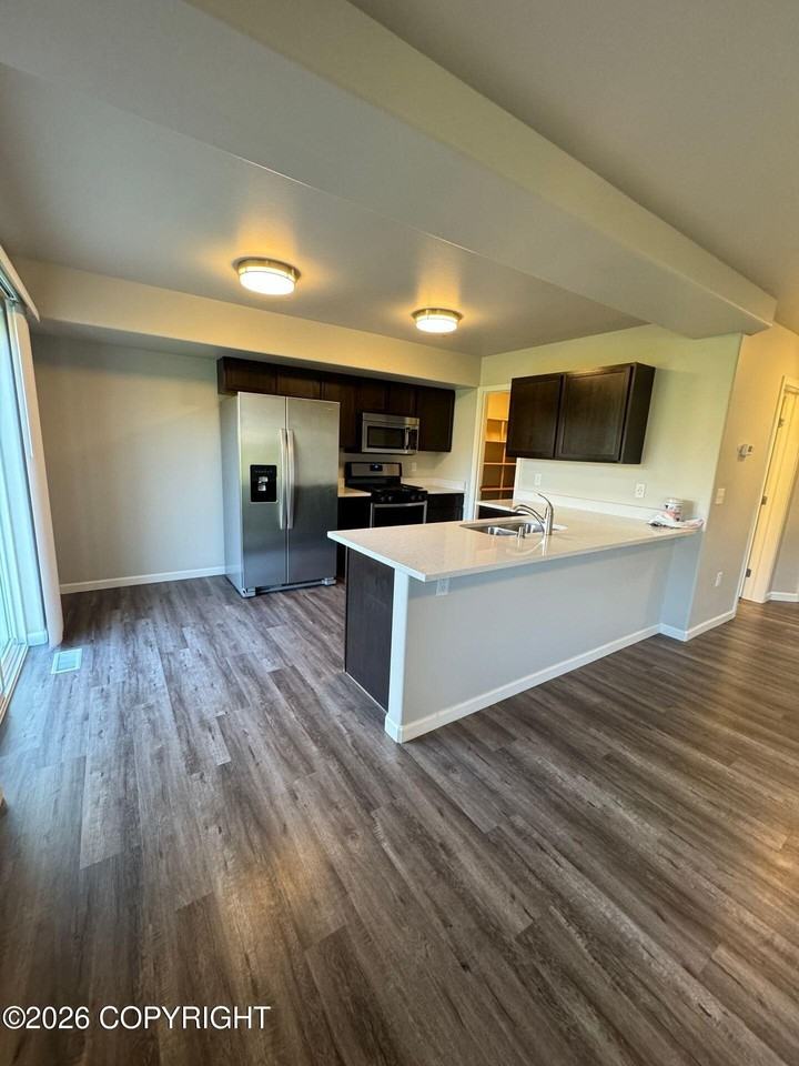 1591 N Tinitun Cir #A - Photo 2 of 21