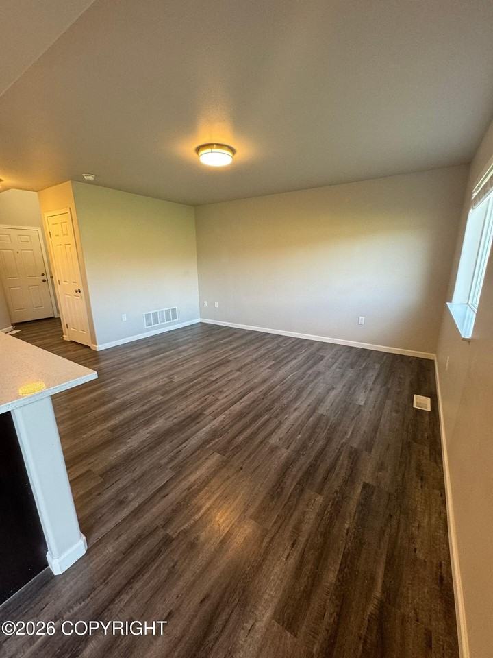 1591 N Tinitun Cir #A - Photo 4 of 21