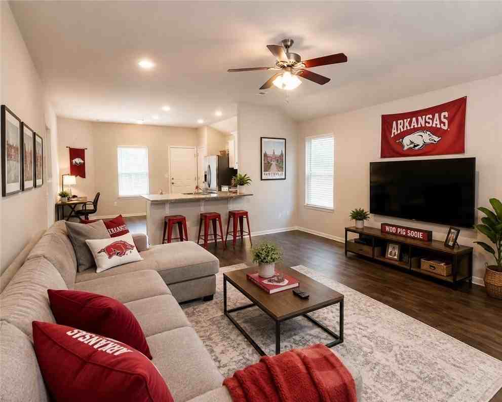 1334 S Kingfisher Ln - Photo 5 of 24