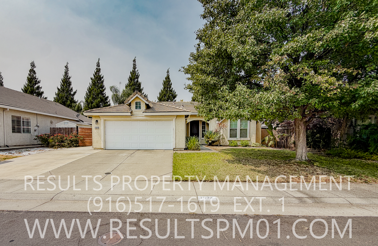 1824 San Diego Cir - Photo 4 of 36