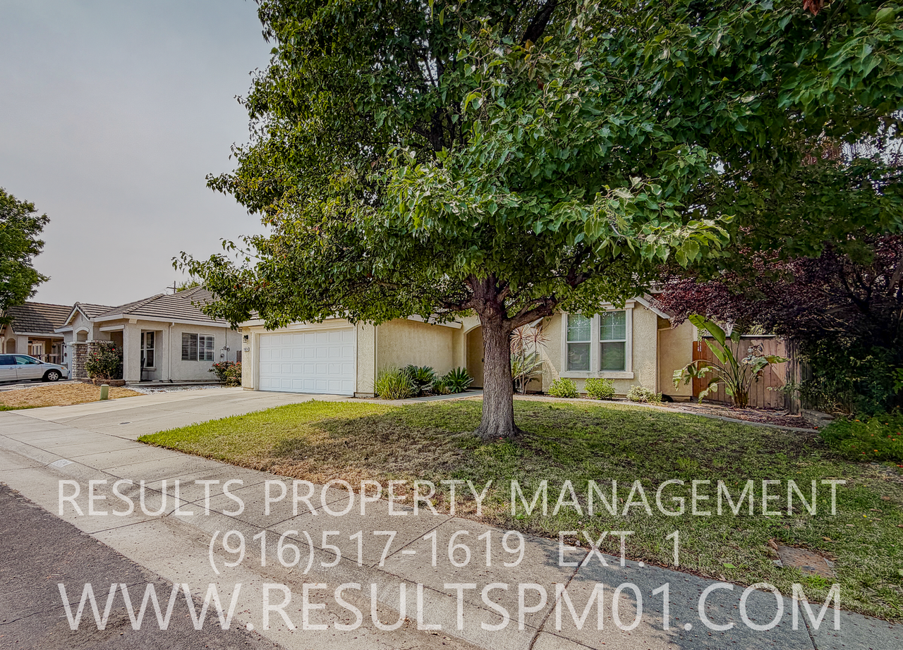1824 San Diego Cir - Photo 5 of 36
