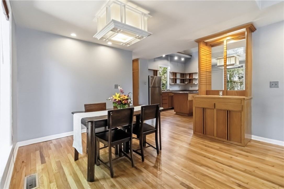 310 S Duncan Ave - Photo 5 of 26