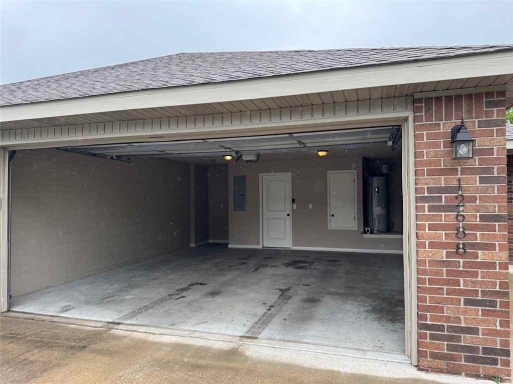12688 Pioneer Ln - Photo 2 of 18