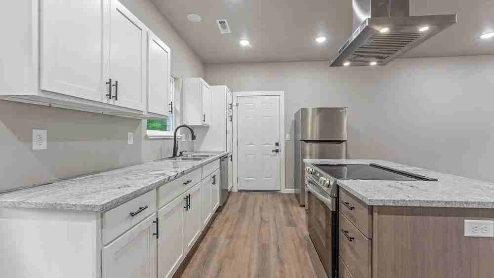 152 Hill St - Photo 6 of 16