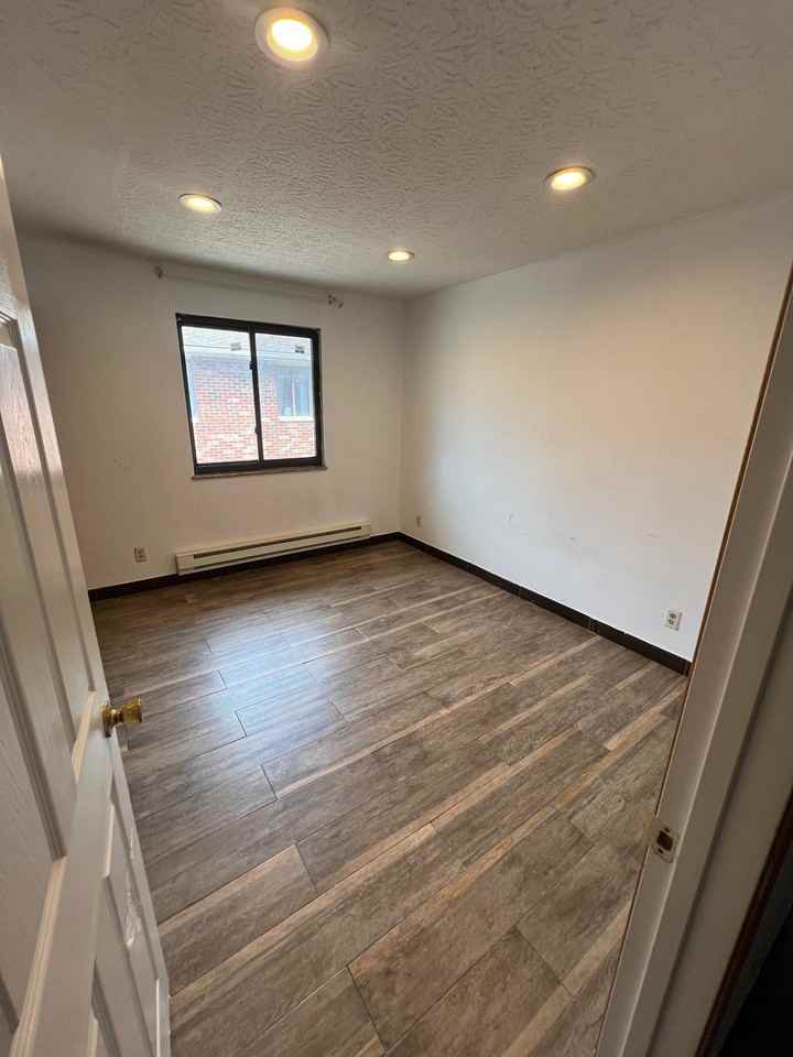 1600 Jackson Ln - Photo 7 of 9