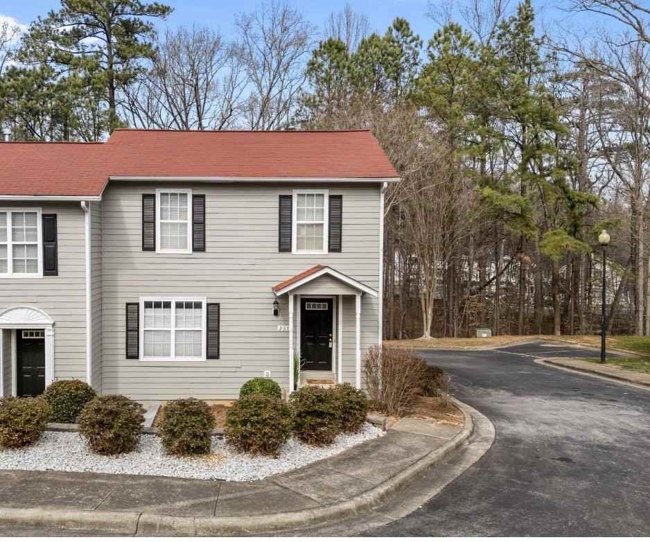 2810 Crestscene Trl - Photo 2 of 15