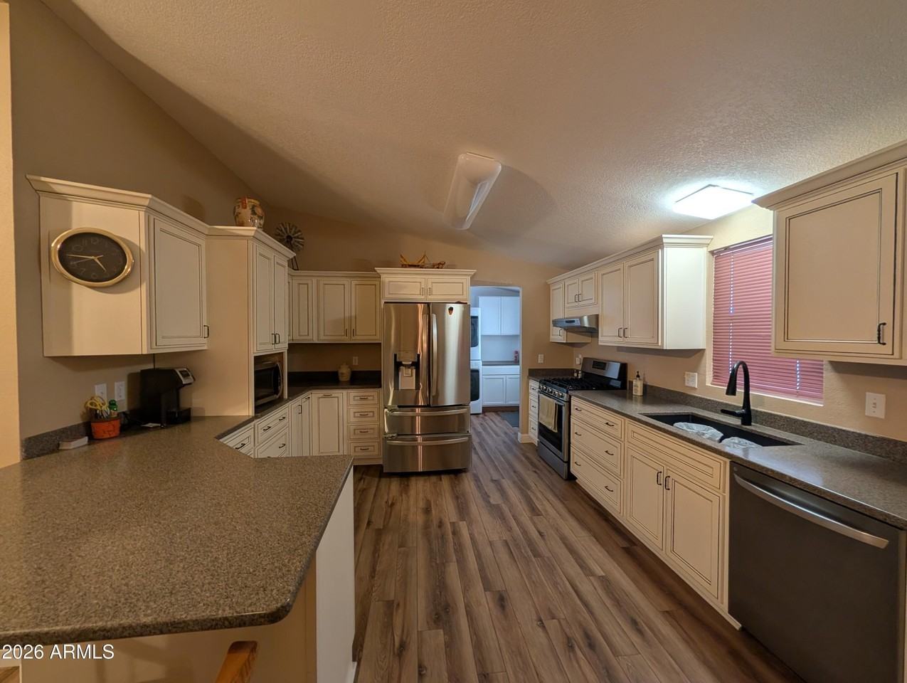 3721 N Florence Blvd - Photo 7 of 18