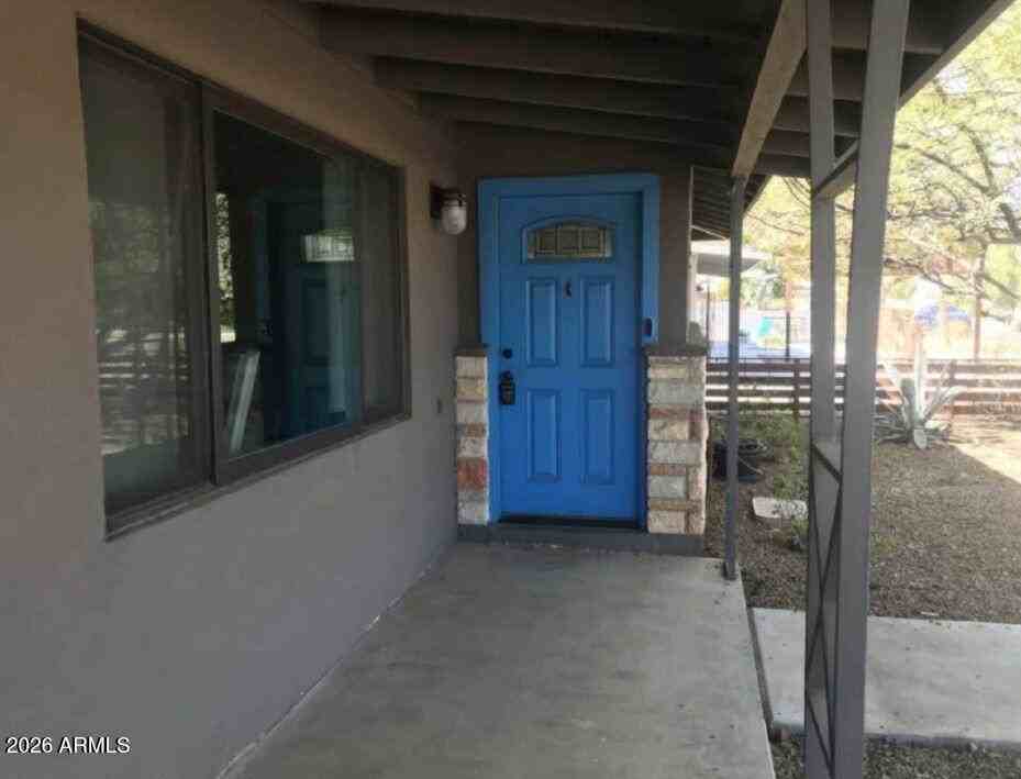 603 E Solana Dr - Photo 2 of 21