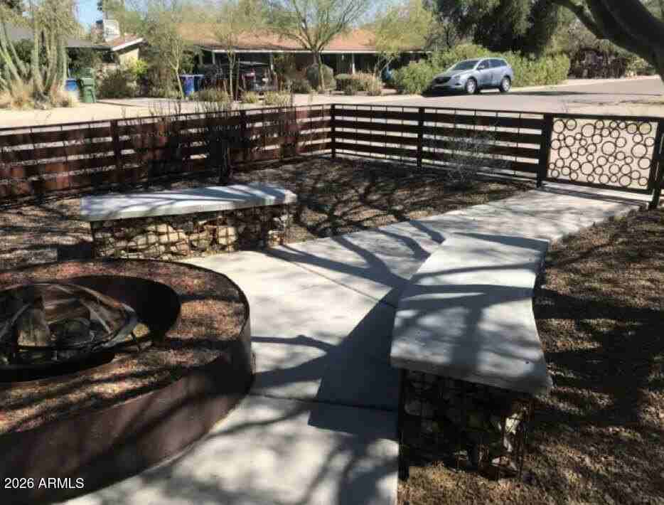 603 E Solana Dr - Photo 3 of 21