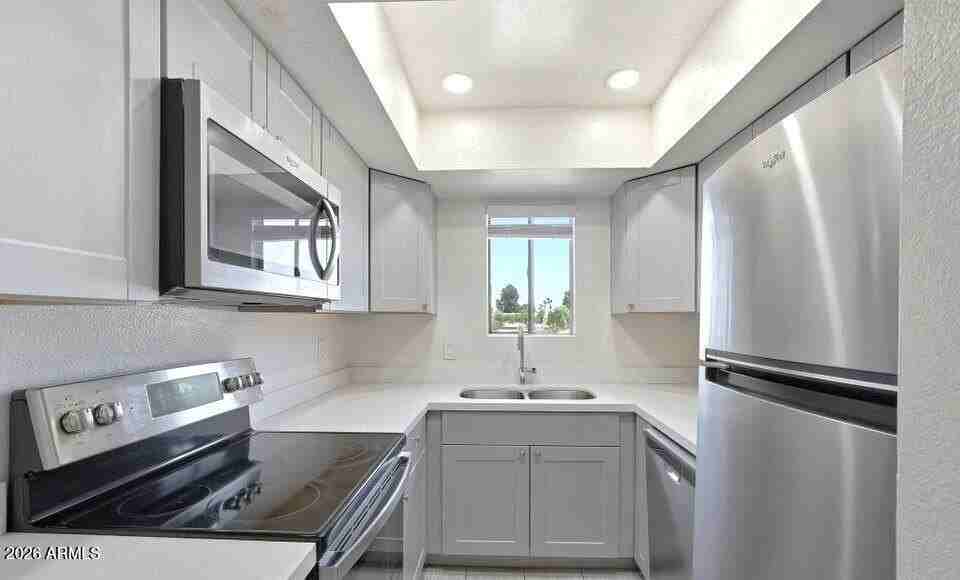 1215 E Lemon St #217 - Photo 3 of 19