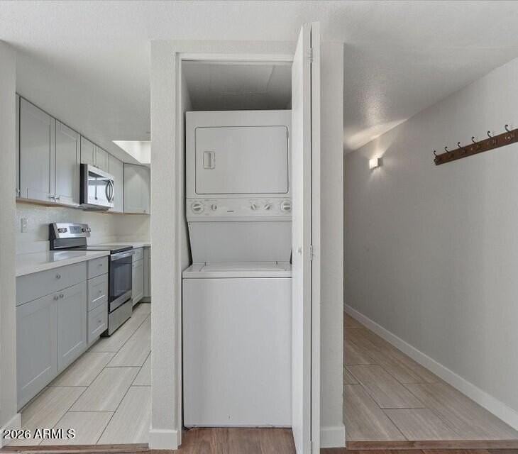 1215 E Lemon St #217 - Photo 5 of 19