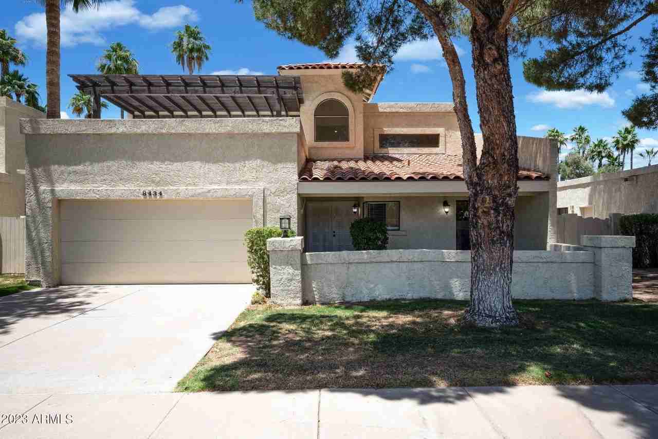 8434 E San Bernardo Dr - Photo 3 of 37