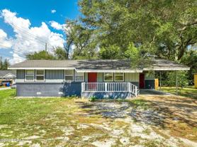 526 Bay Ave - Photo 1 of 1